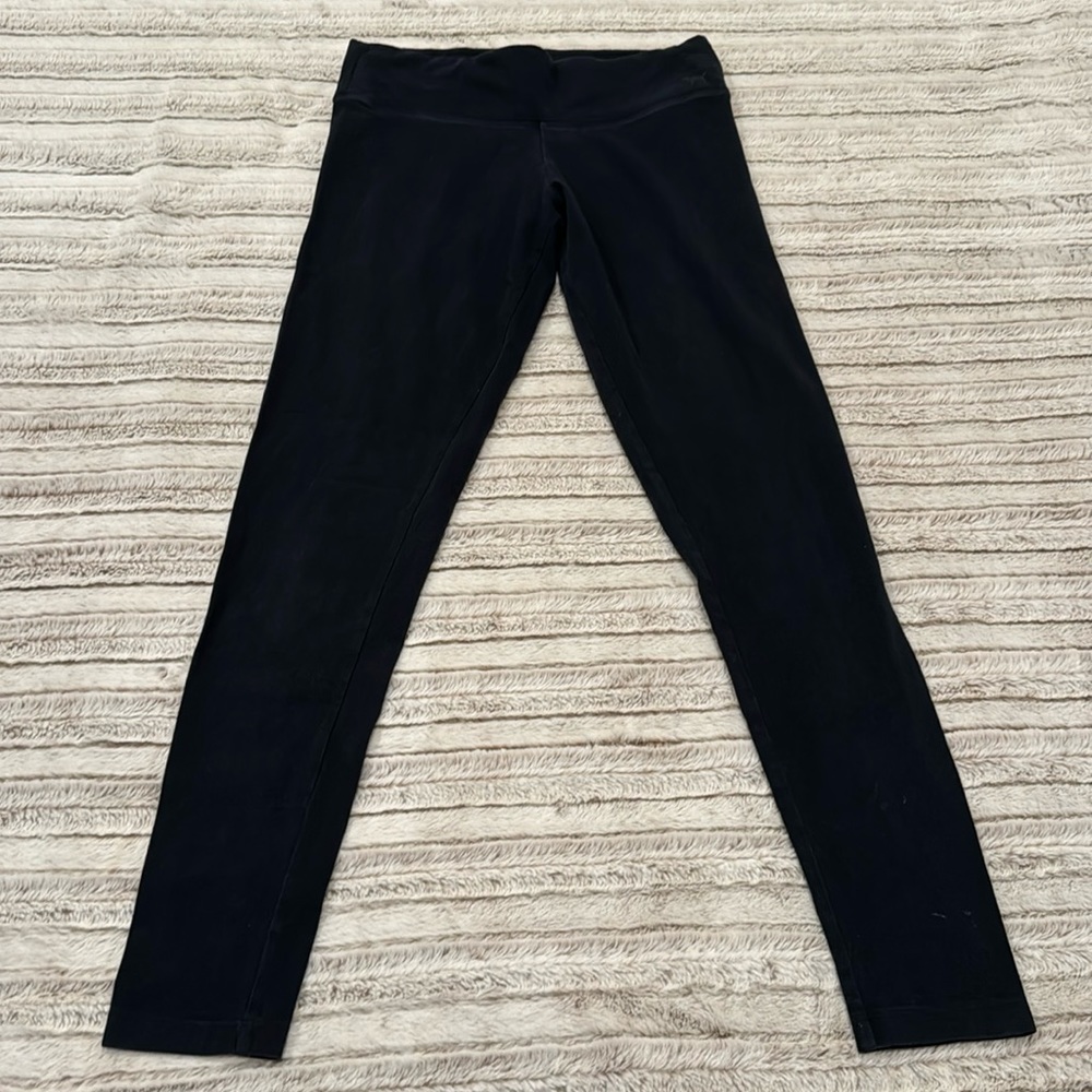 Victoria’s Secret pink leggings